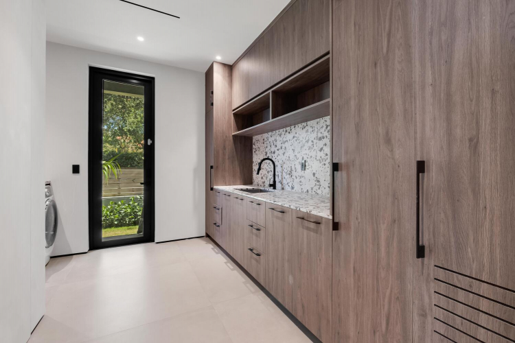 549 NE 95th St Miami Shores FL large 051 117 2J9A5522 1500x1000 72dpi